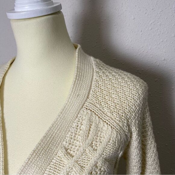 NWT Wet Seal Chunky Knit Button Front Cream Cardigan Sweater Women's Size XS - Picture 7 of 15